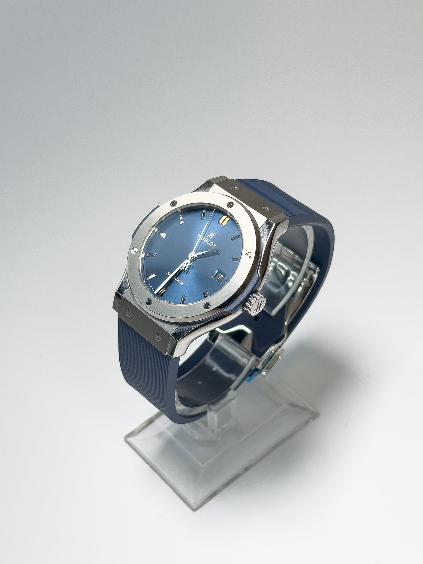 HUBLOT CLASSIC FUSION - TITANIUM - BLUE DIAL