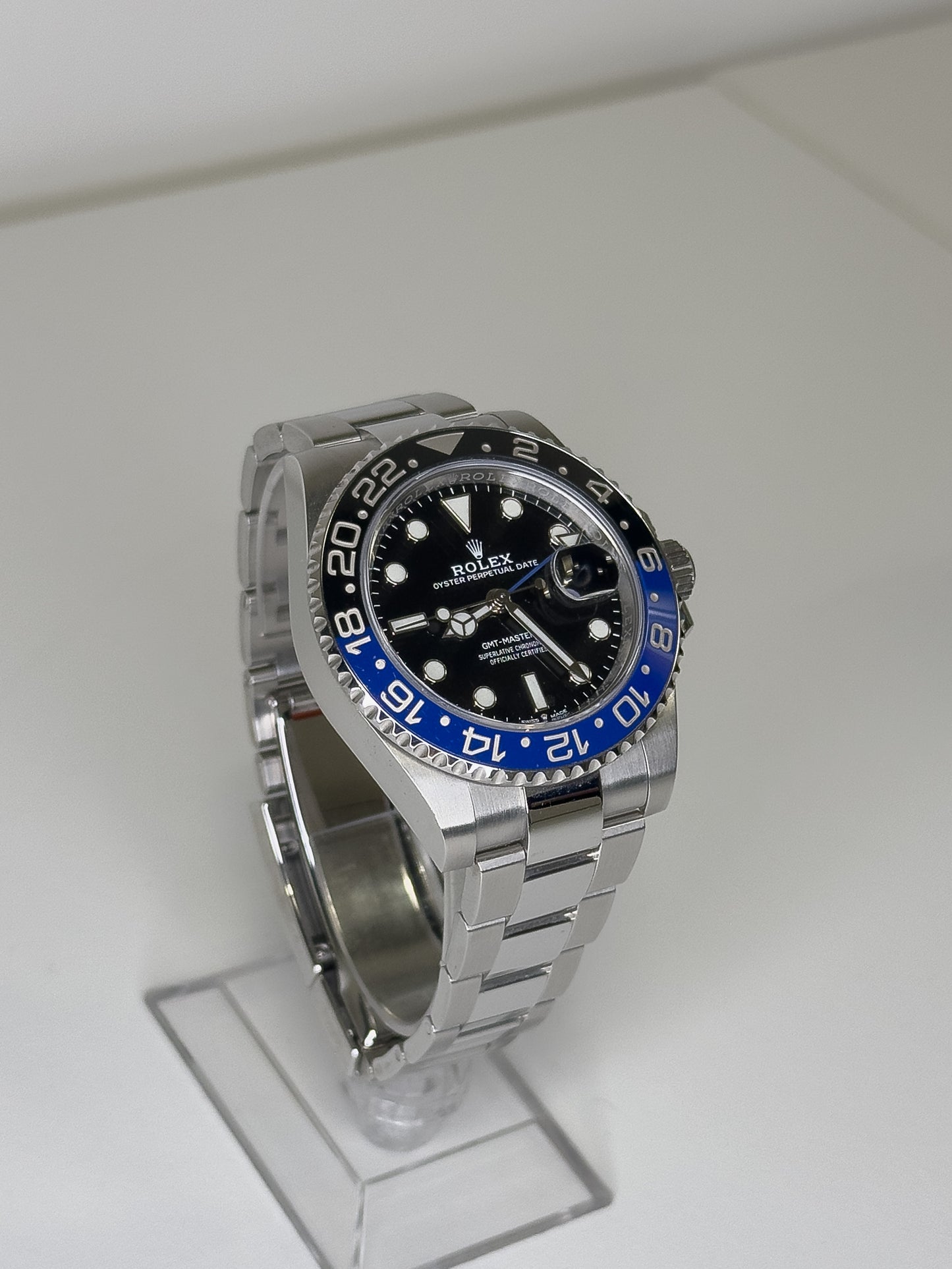 ROLEX GMT-MASTER II - OYSTERSTEEL - BLACK DIAL - BLACK AND BLUE BEZEL