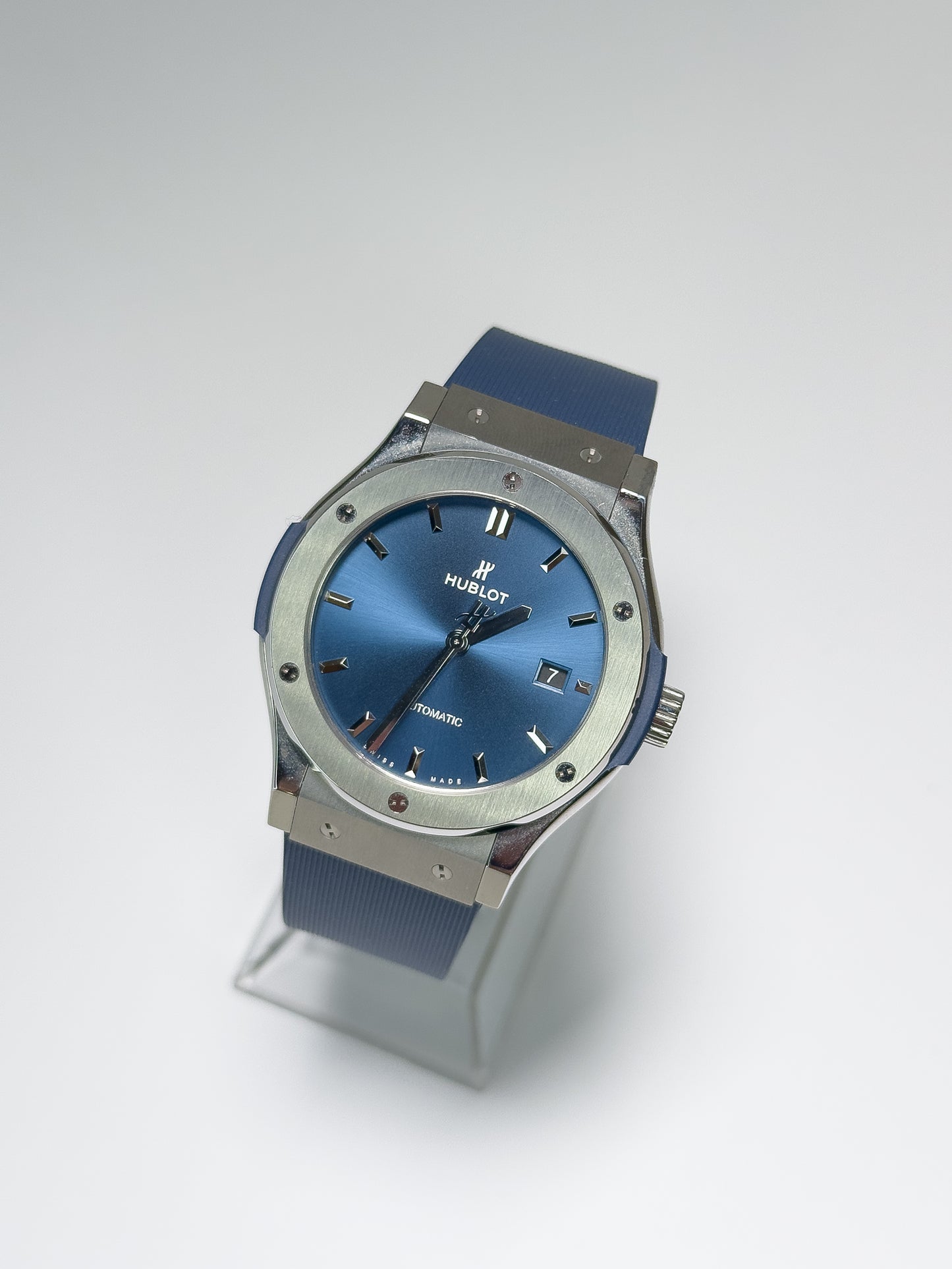HUBLOT CLASSIC FUSION - TITANIUM - BLUE DIAL