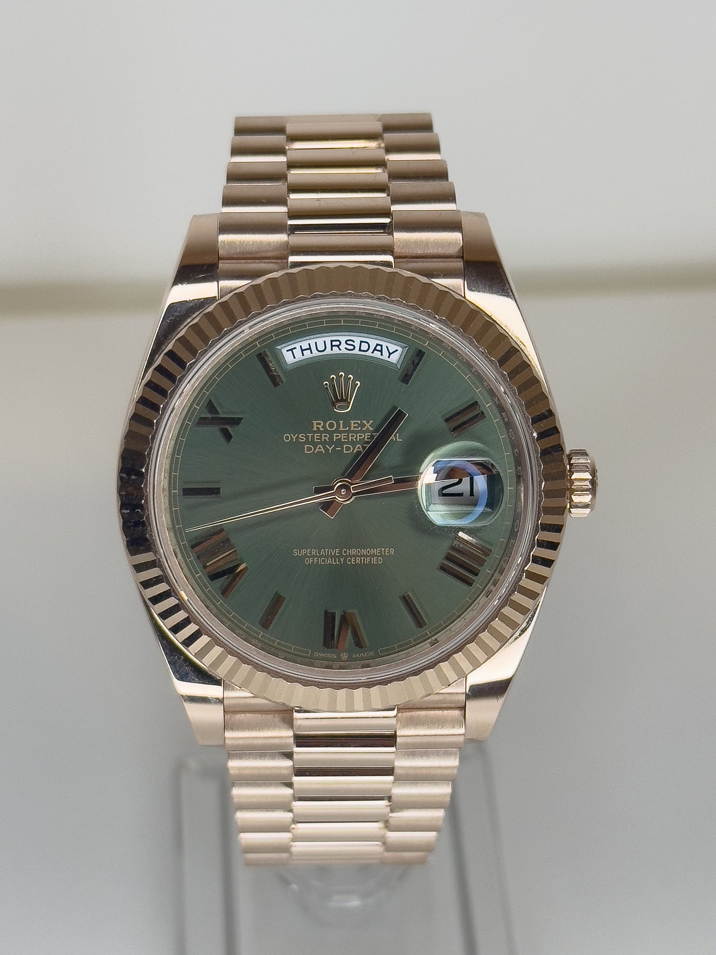 ROLEX DAY-DATE 40 - ROSE GOLD - OLIVE DIAL
