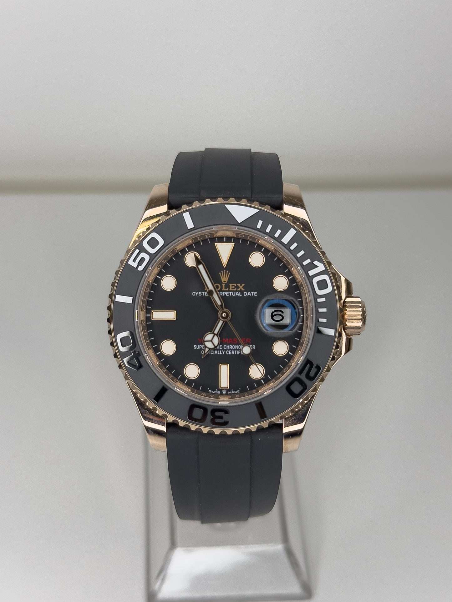ROLEX YACHT-MASTER 40 - ROSE GOLD - OYSTERFLEX - BLACK DIAL