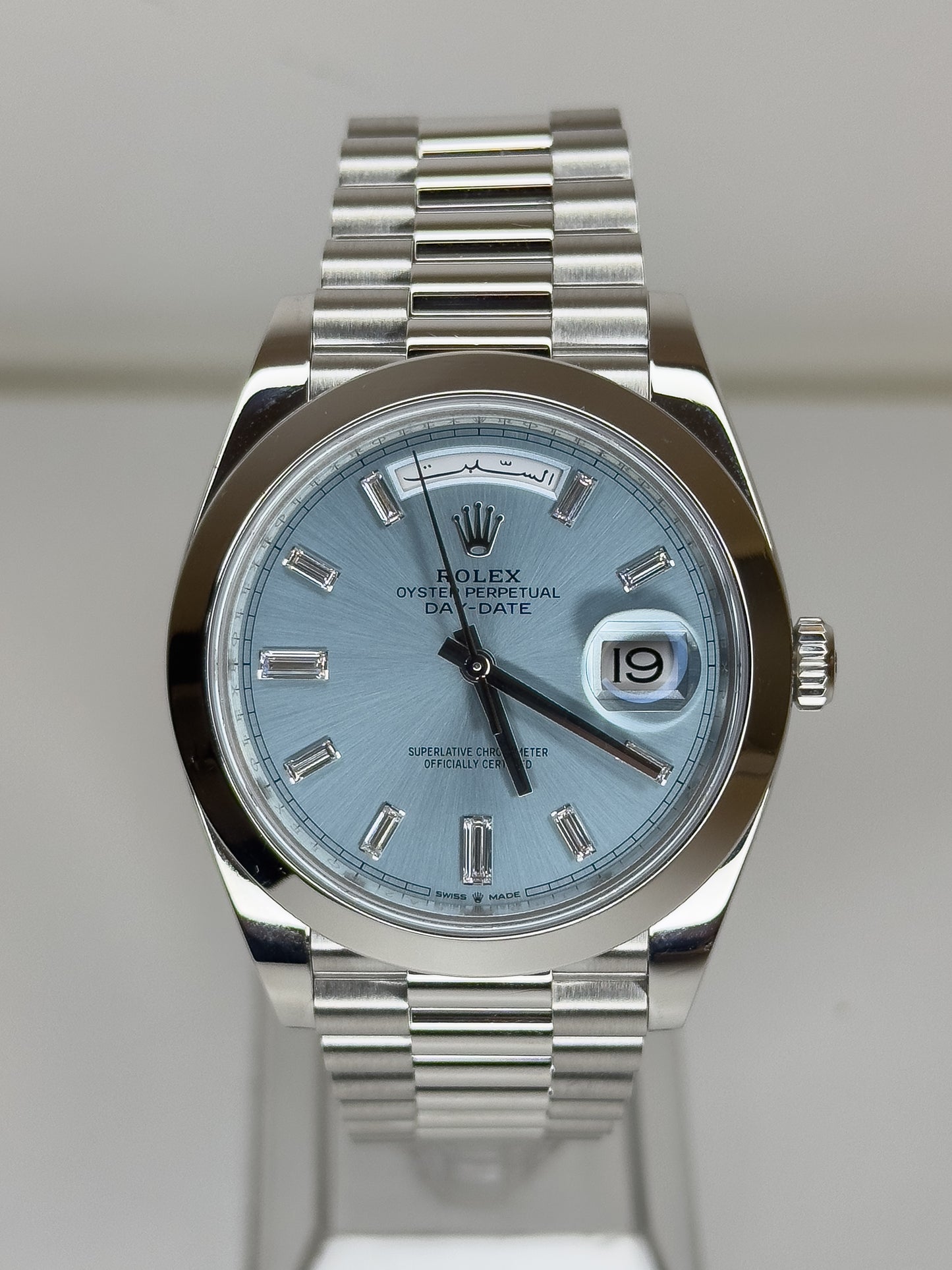 ROLEX DAY-DATE - PLATINUM - ICE BLUE & ARABIC DIAL