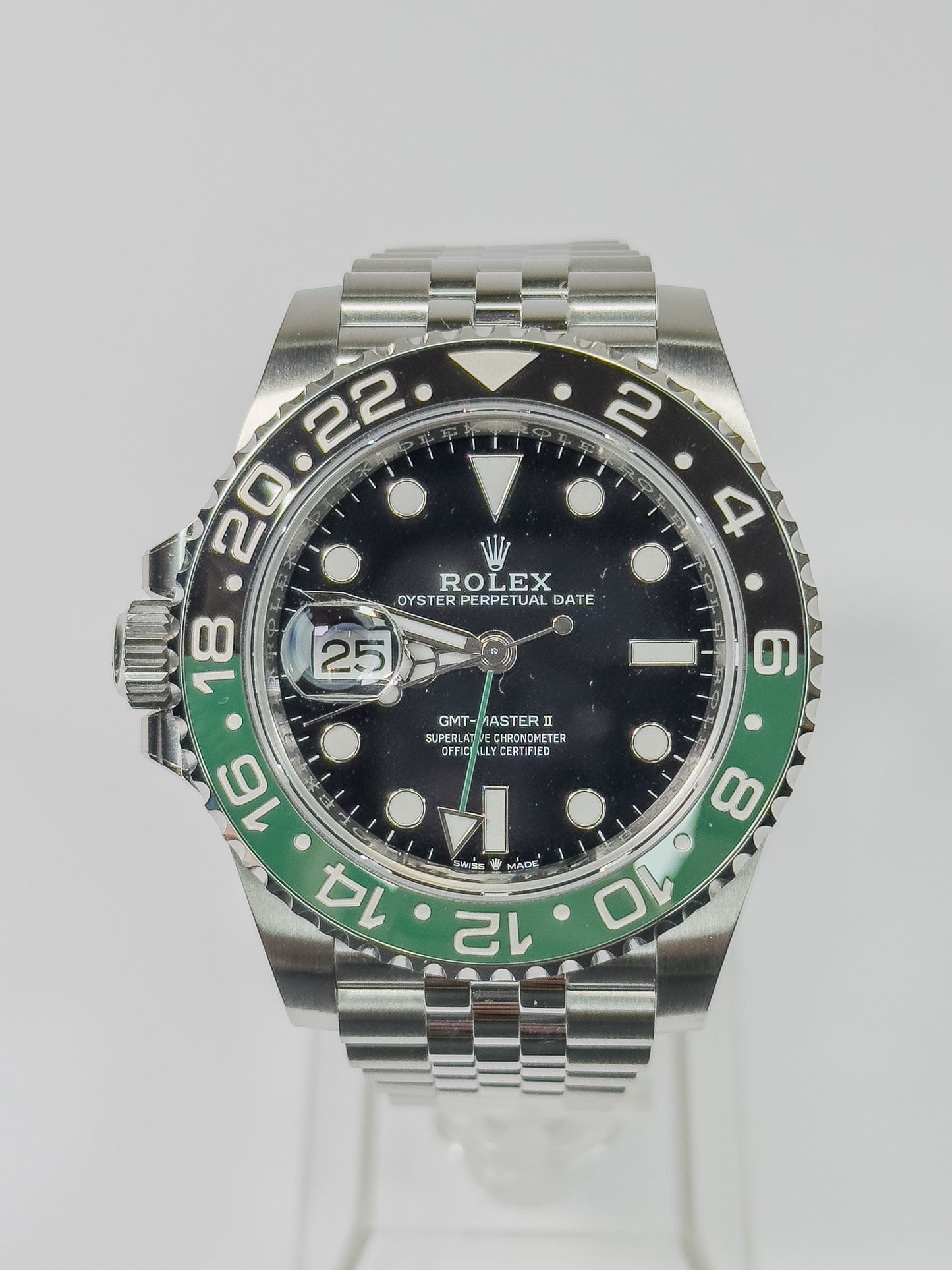 ROLEX GMT-MASTER II - OYSTERSTEEL - BLACK DIAL - BLACK AND GREEN BEZEL