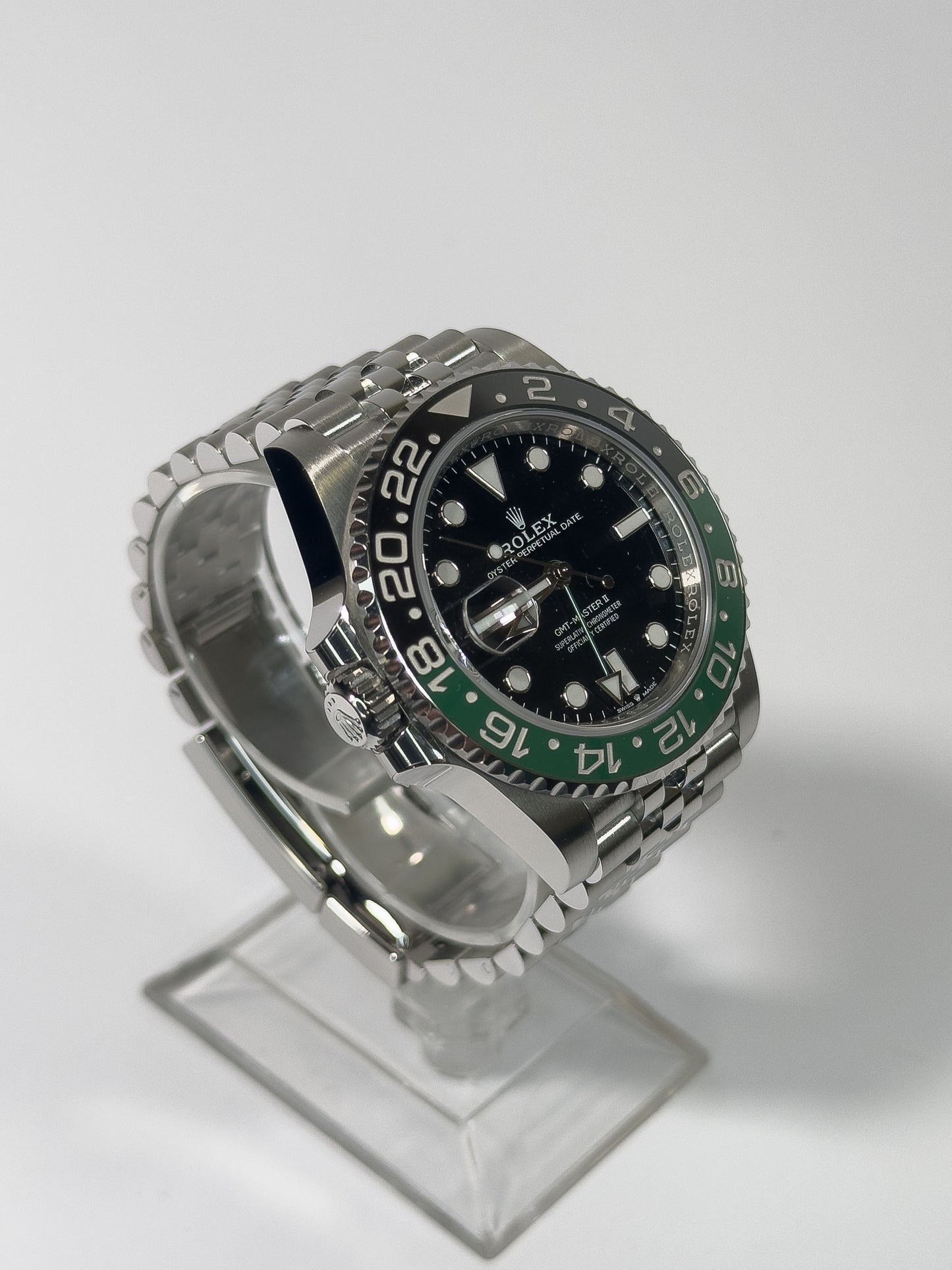 ROLEX GMT-MASTER II - BLACK AND GREEN BEZEL - BLACK DIAL