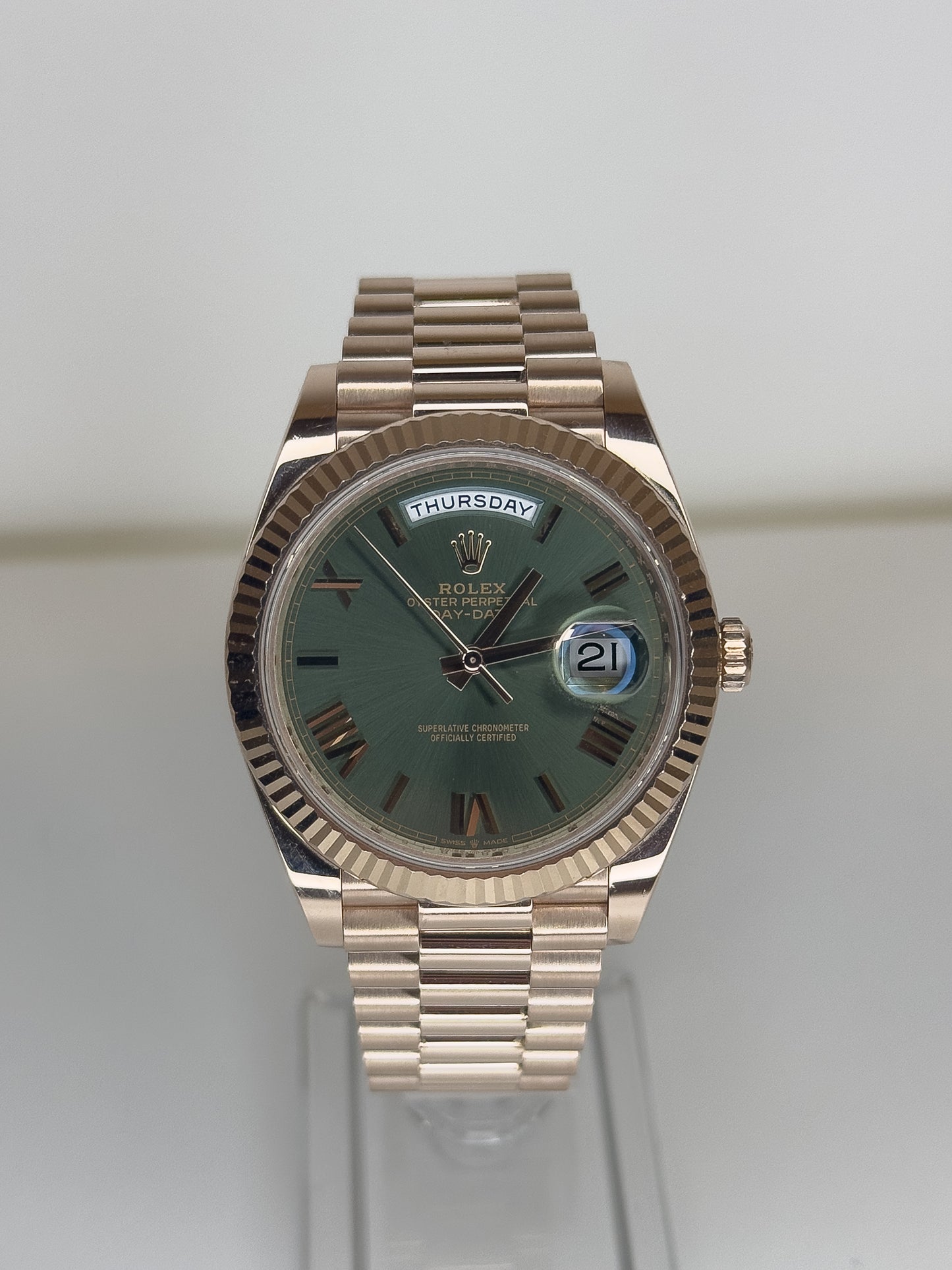 ROLEX DAY-DATE 40 - ROSE GOLD - OLIVE DIAL