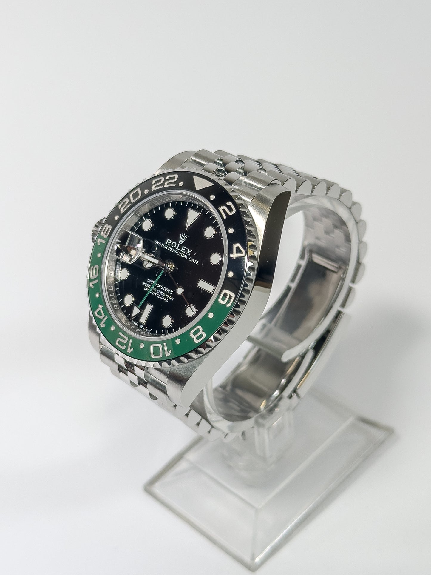 ROLEX GMT-MASTER II - OYSTERSTEEL - BLACK DIAL - BLACK AND GREEN BEZEL