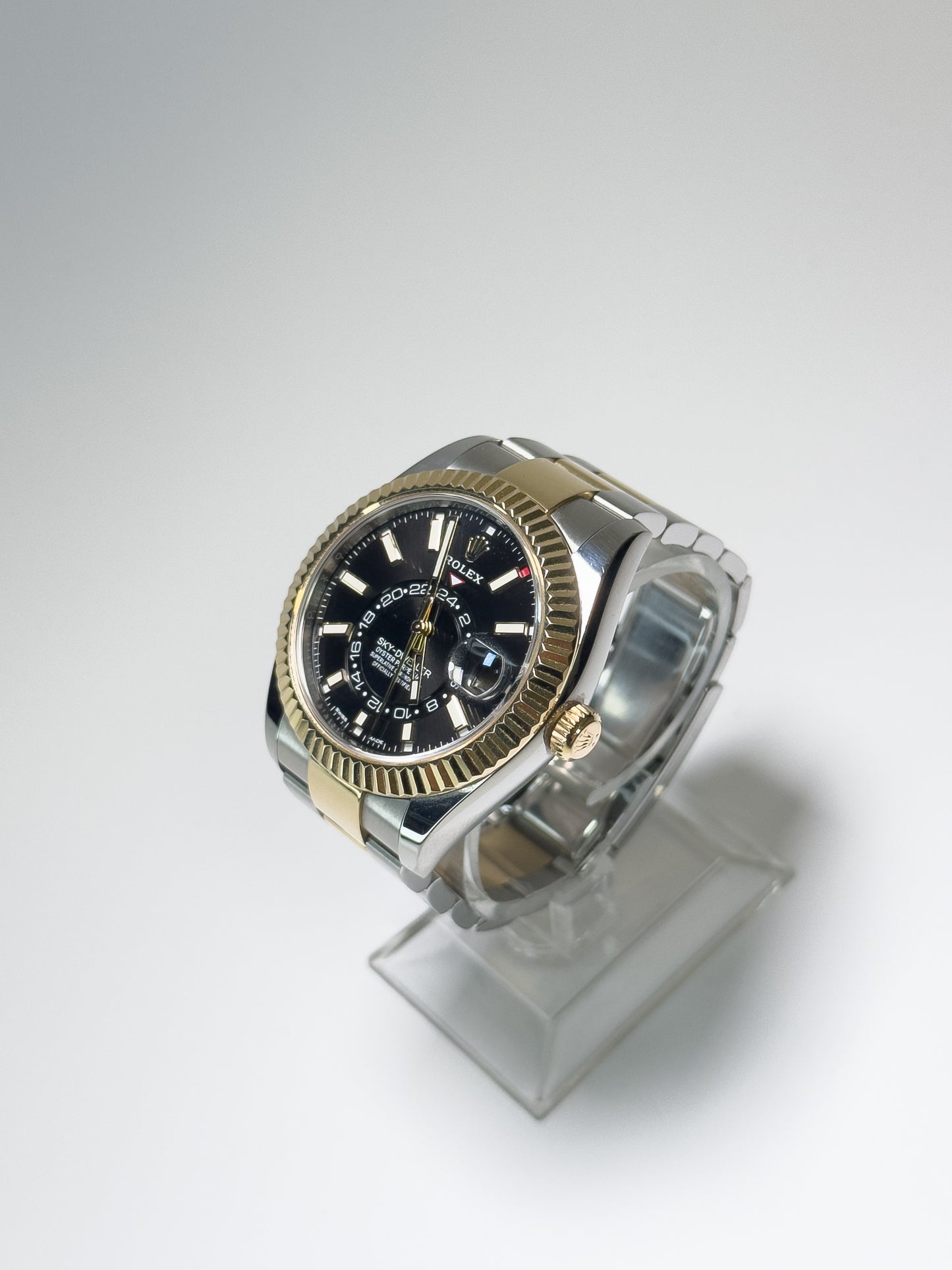 ROLEX SKY-DWELLER - OYSTERSTEEL AND YELLOW GOLD - BLACK DIAL