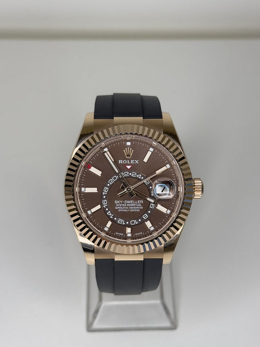 ROLEX SKY-DWELLER - OYSTERFLEX - CHOCOLATE DIAL