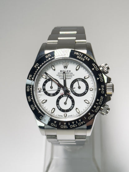ROLEX COSMOGRAPH DAYTONA - OYSTERSTEEL - WHITE DIAL