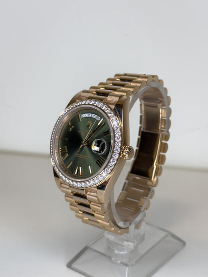 ROLEX DAY-DATE 40 - ROSE GOLD - OLIVE & DIAMONDS DIAL