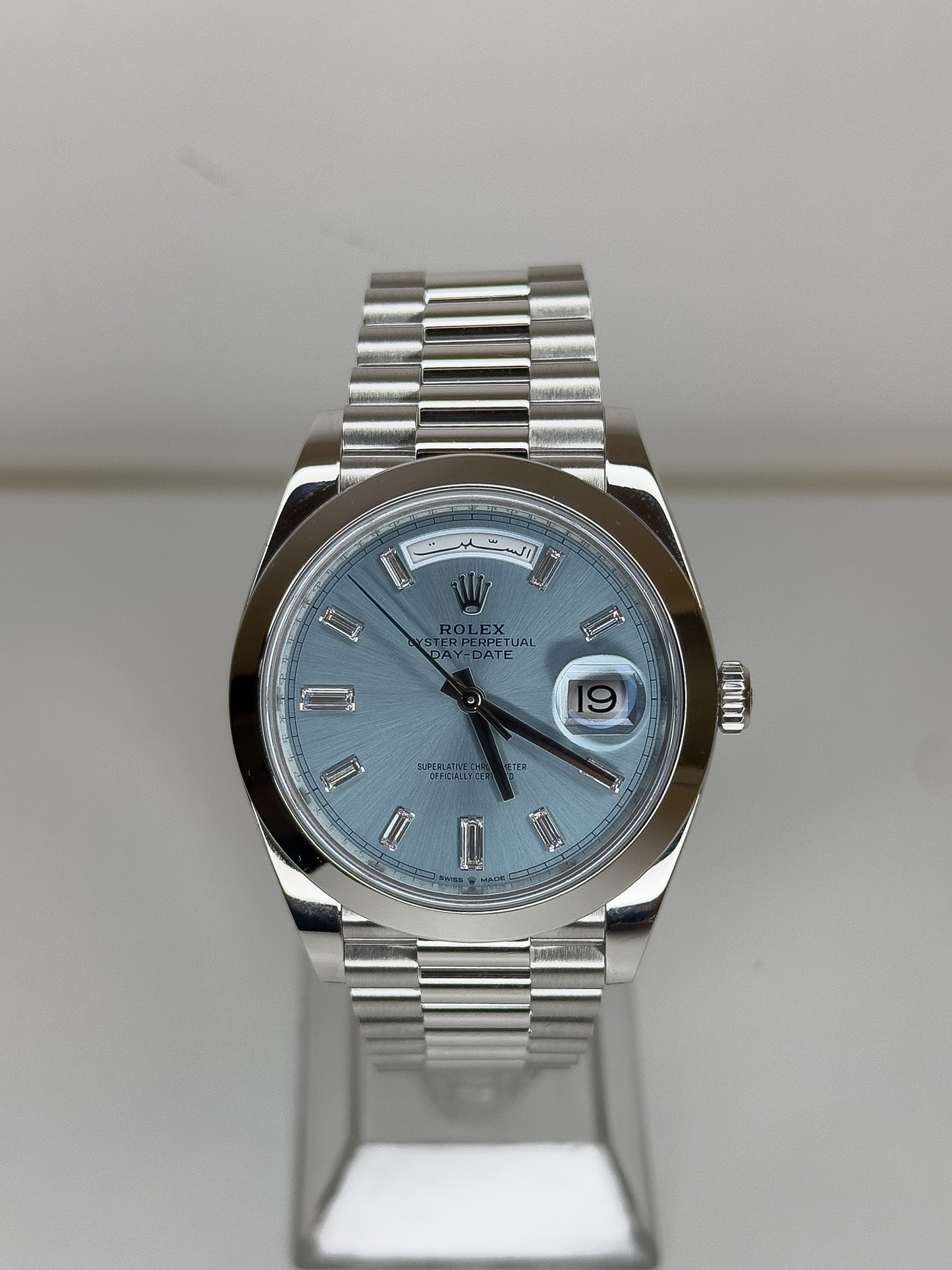 ROLEX DAY-DATE - PLATINUM - ICE BLUE & ARABIC DIAL