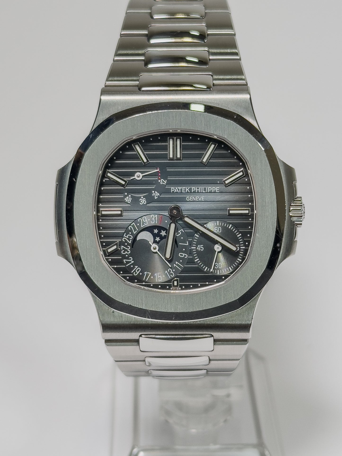 PATEK PHILIPPE NAUTILUS - NAVY BLUE DIAL
